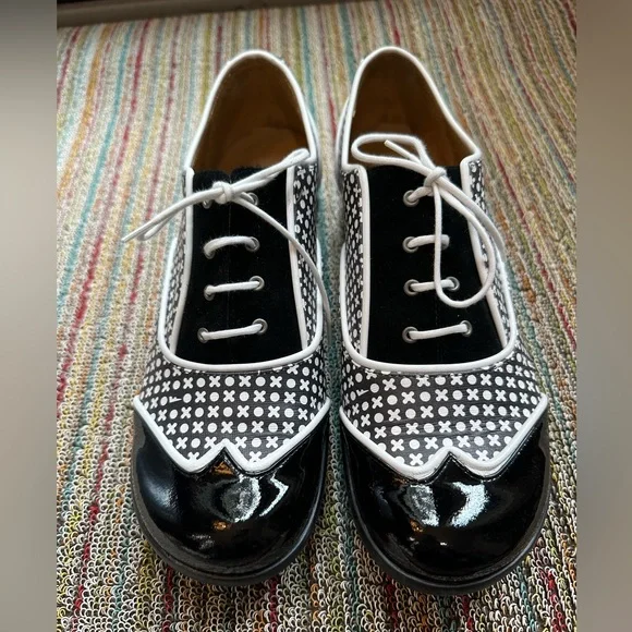 SOLD! Fluevog NEW Fellowship Martha x/o print contrast lace-up loafers -10/10.5 - Picture 6 of 16
